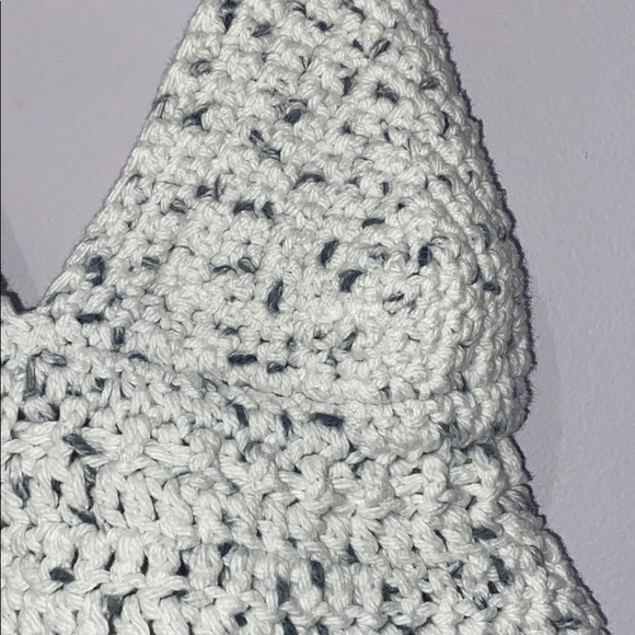 Crochet Bralette/Crop-Top - Picture 2 of 3